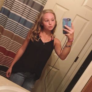 Meet your Posher, Abbie